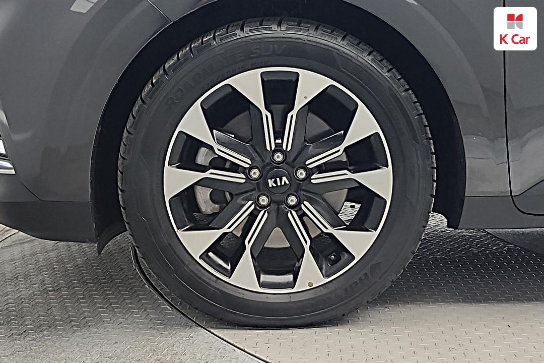 Kia Carnival Diesel 2.2 Signature — фото 5