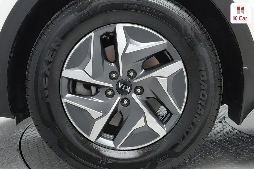 Kia Sorento Hybrid Gasoline Turbo 1.6 2WD Prestige 6