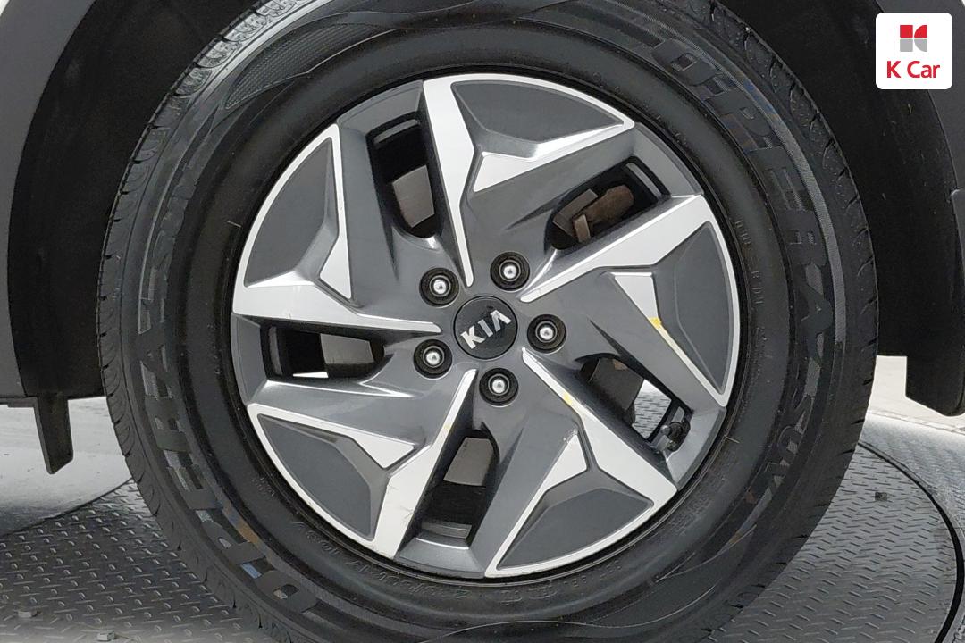 Kia Sorento Hybrid Gasoline Turbo 1.6 2WD Prestige 7