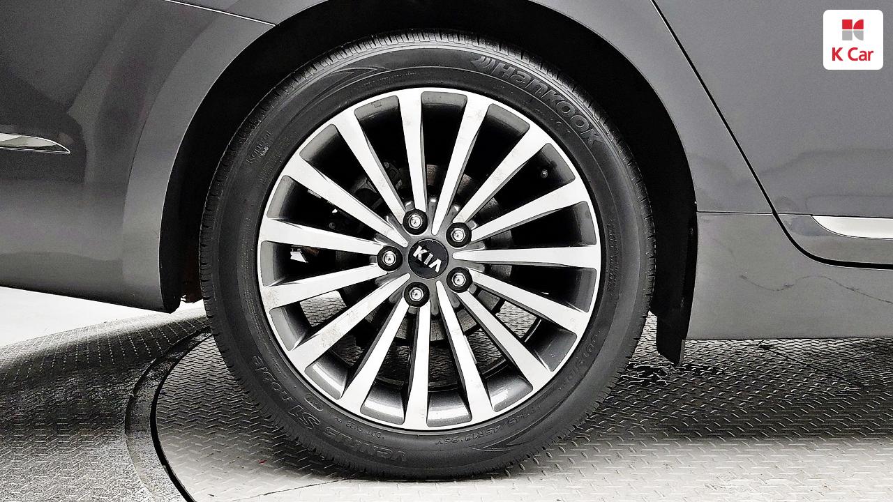 KIA The New K7 2.4 GDI