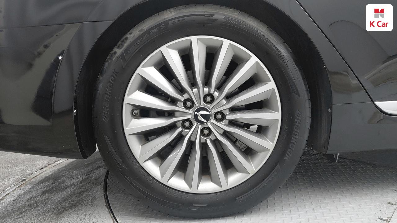 HYUNDAI Ecuus (New Model) VS380