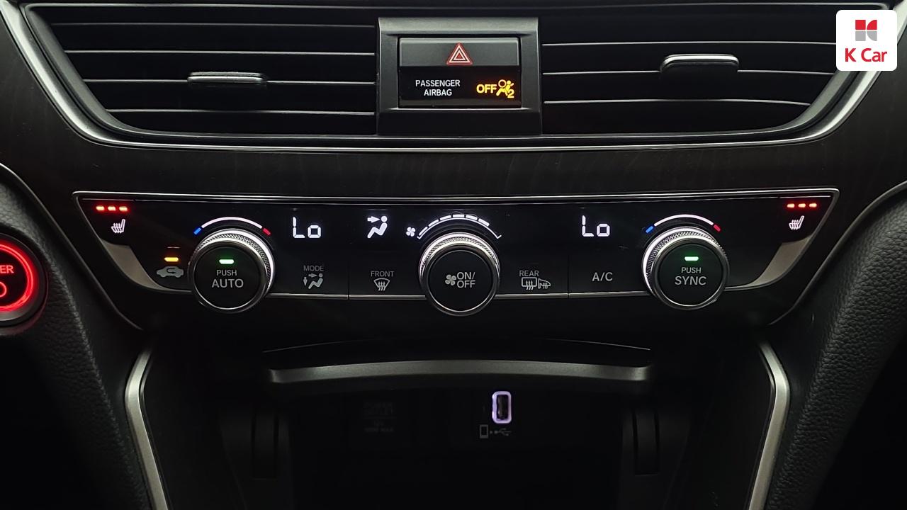 HONDA Accord (10th Generation) 2.0 Hybrid