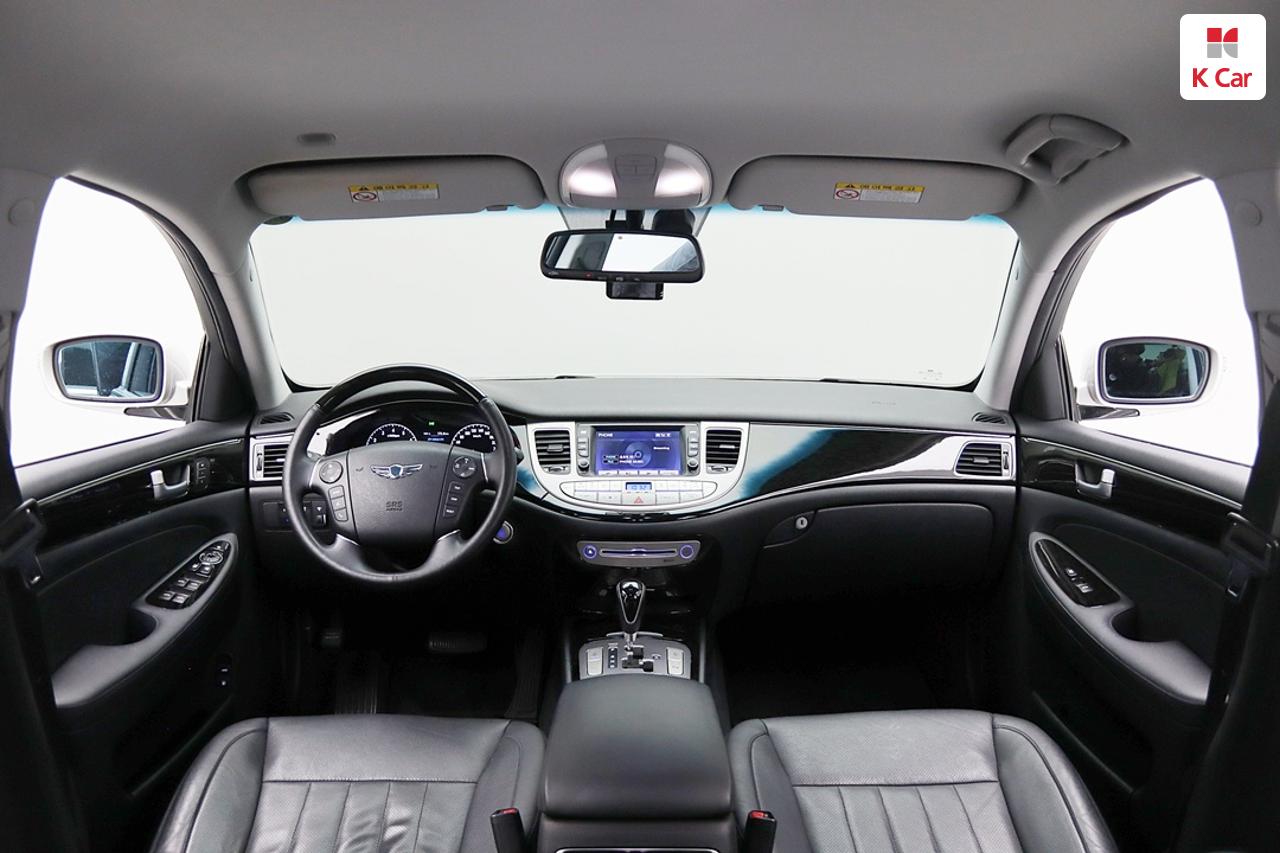 HYUNDAI Genesis BH 330