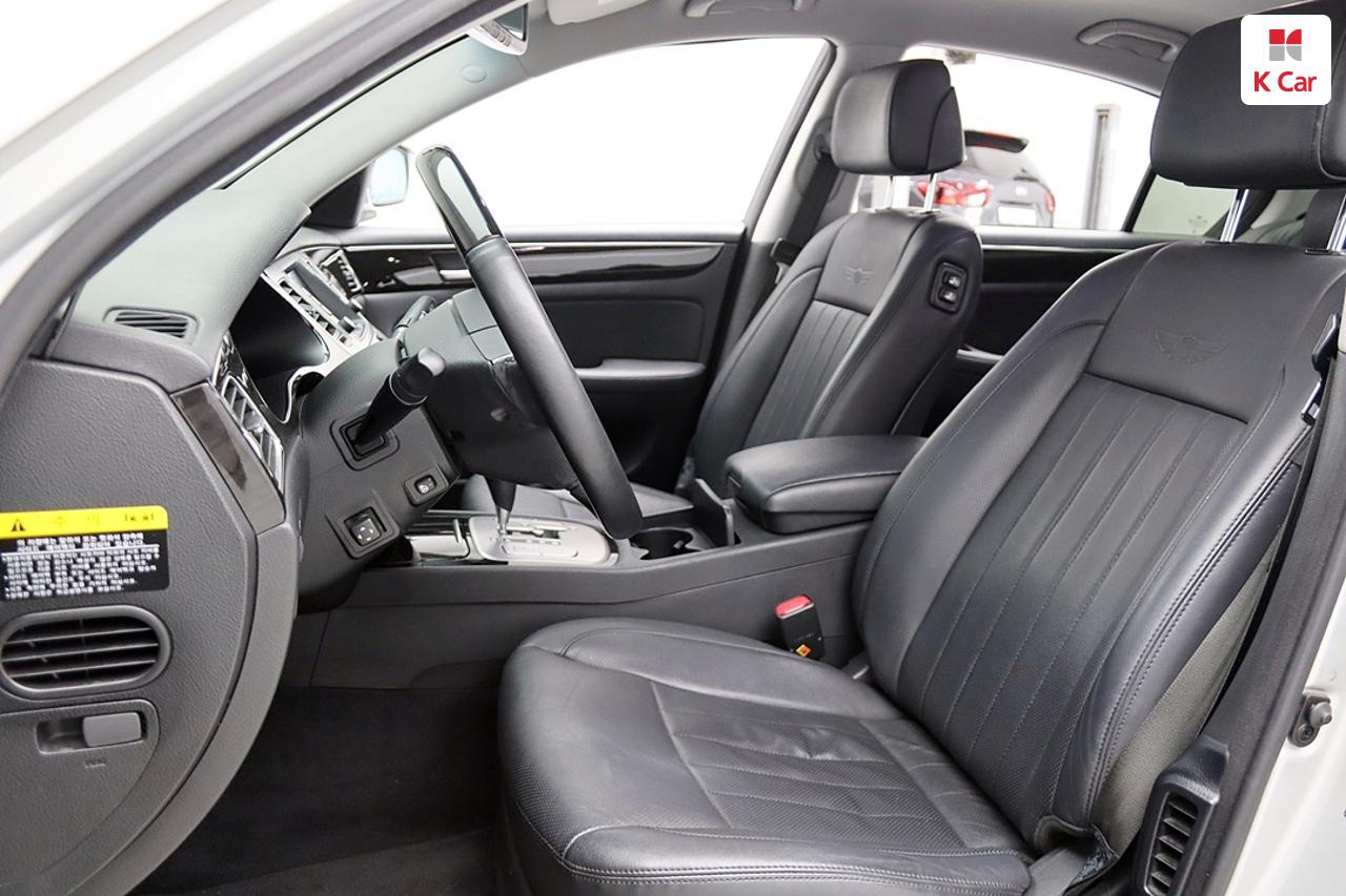 HYUNDAI Genesis BH 330