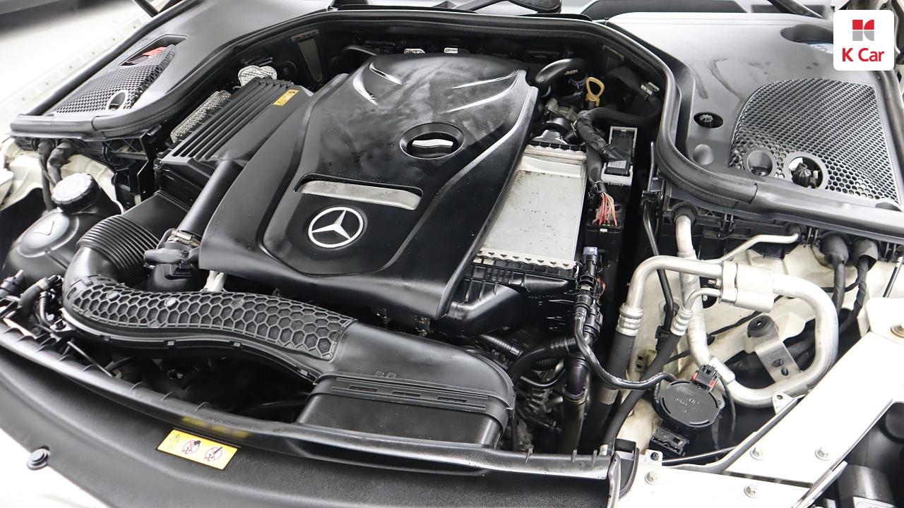 BENZ E-Class (5th Generation) E300