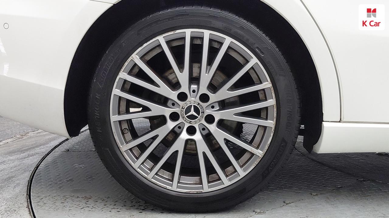 BENZ A-Class (4th Generation) A250 Sedan 4Matic