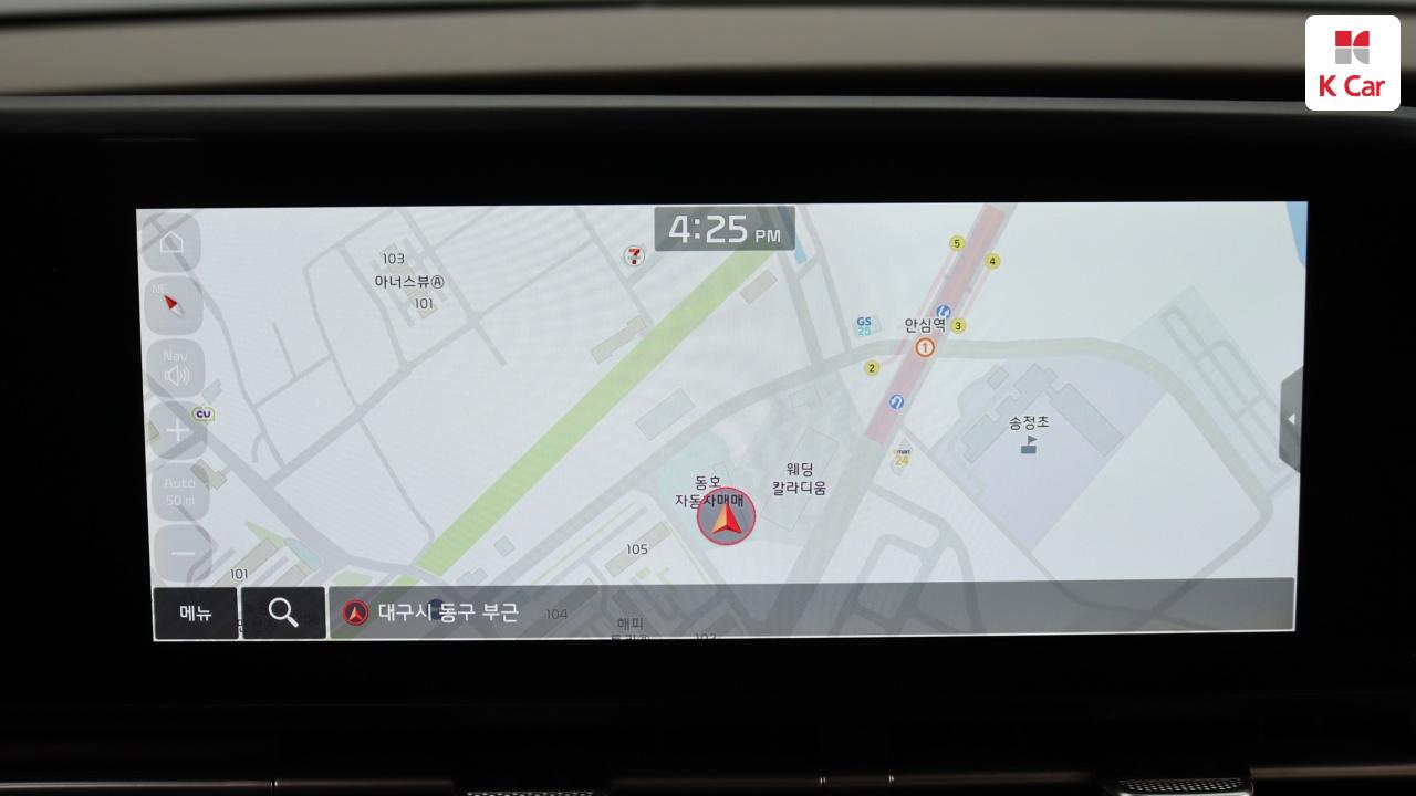 KIA New Carnival 9-Seater Diesel