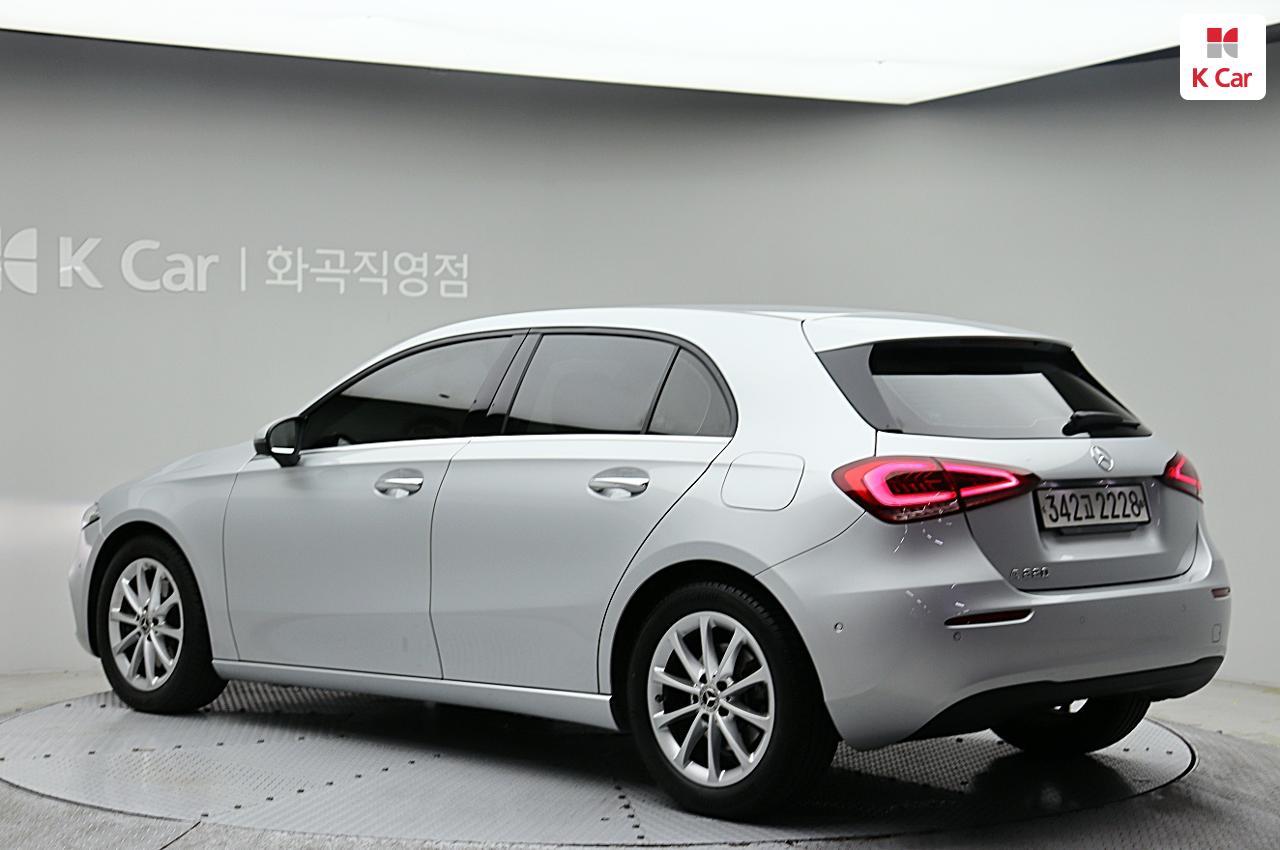 벤츠 A-클래스 W177 가솔린 2WD A220 해치백