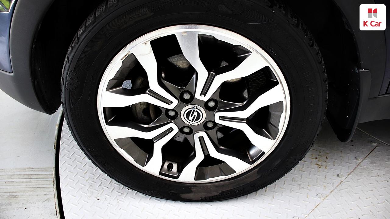 KG MOBILITY(SSANGYONG) New Korando C 2.2 AWD