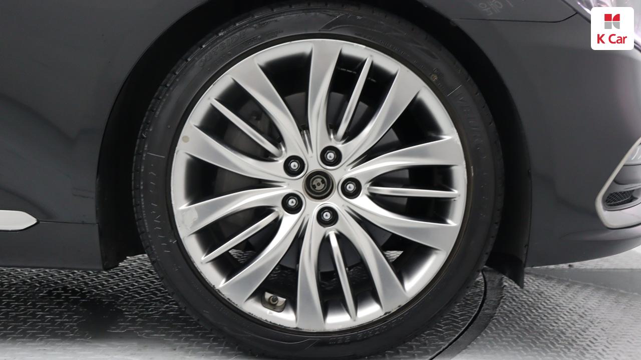 GENESIS G80 3.3 GDi AWD