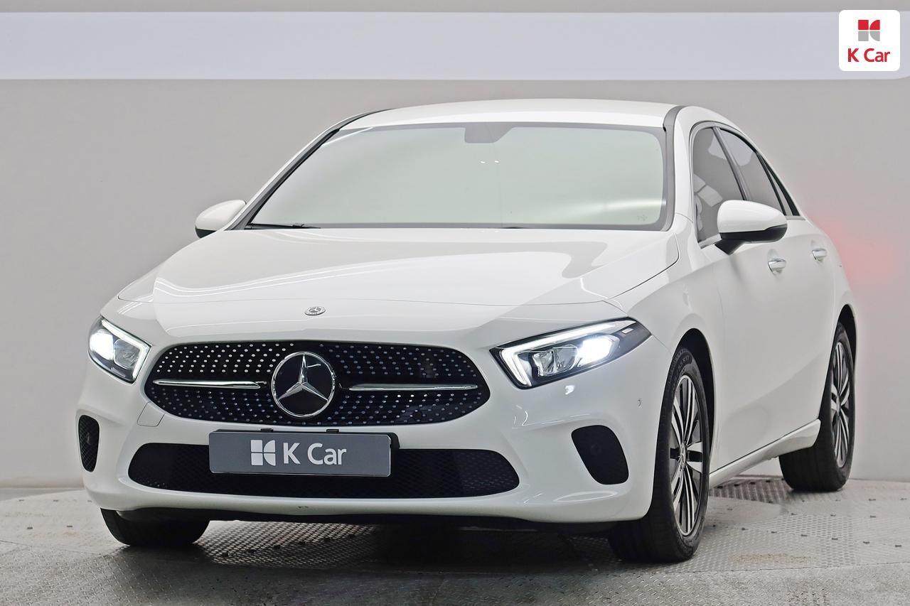 BENZ A-Class (4th Generation) A220 Sedan