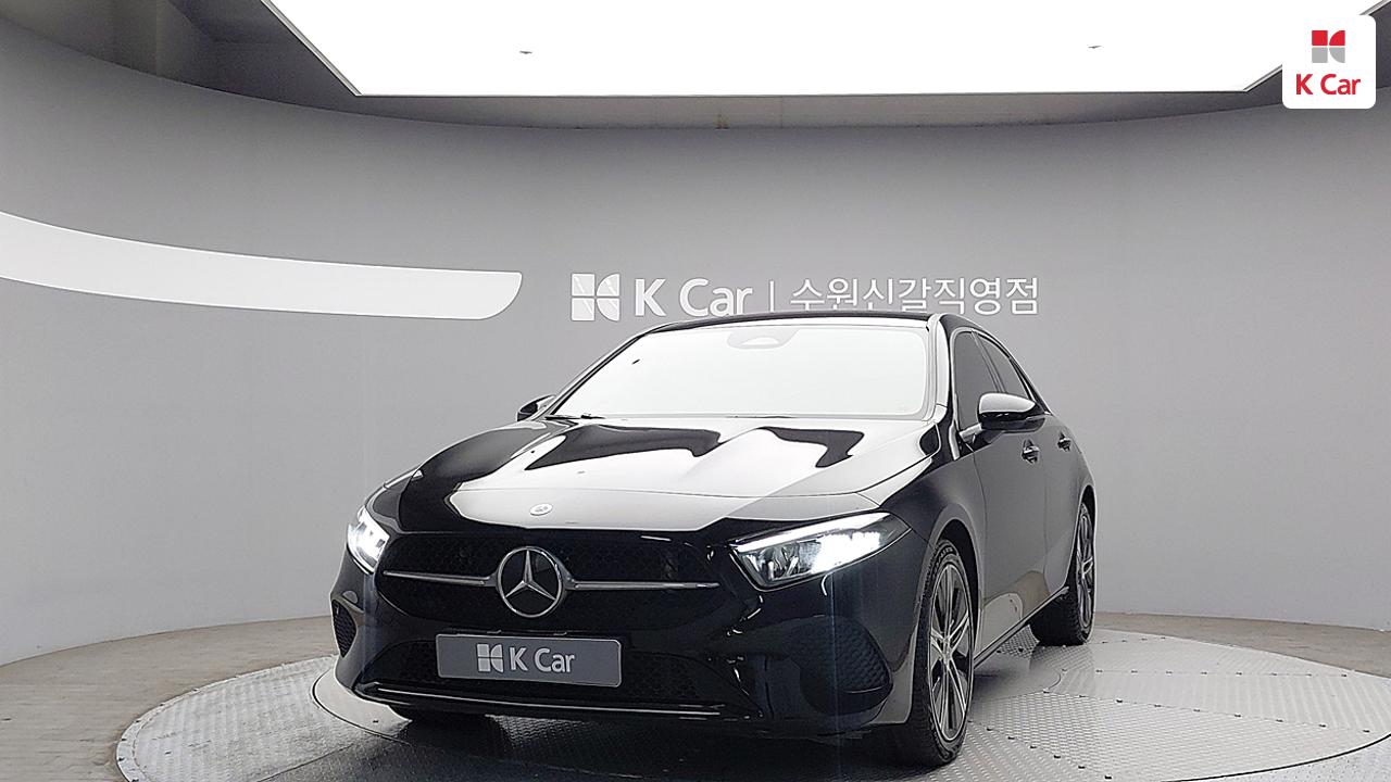 BENZ A-Class (4th Generation) A220 Sedan