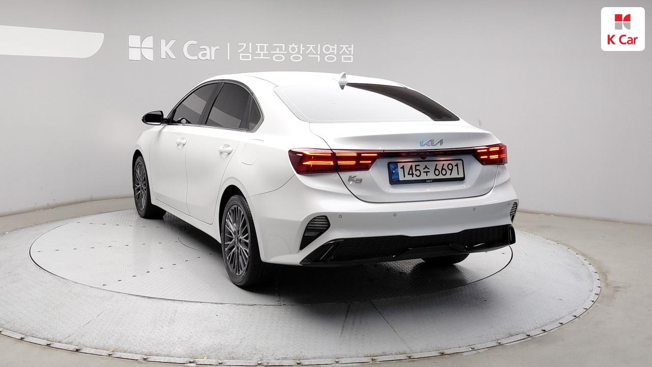 KIA The New K3 1.6 Gasoline