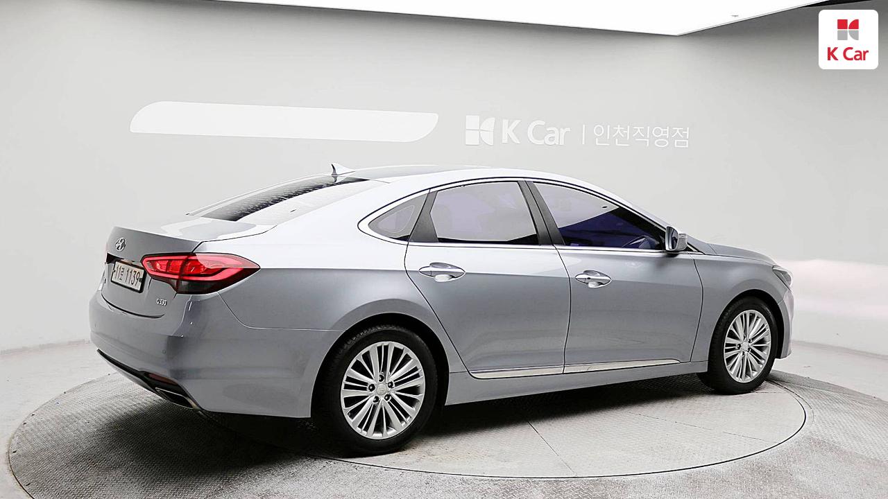 HYUNDAI Aslan G330
