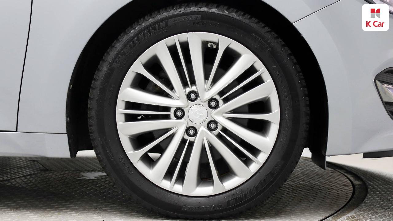 HYUNDAI Aslan G330