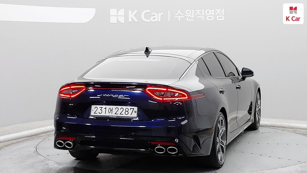 KIA Stinger 2.0 Turbo