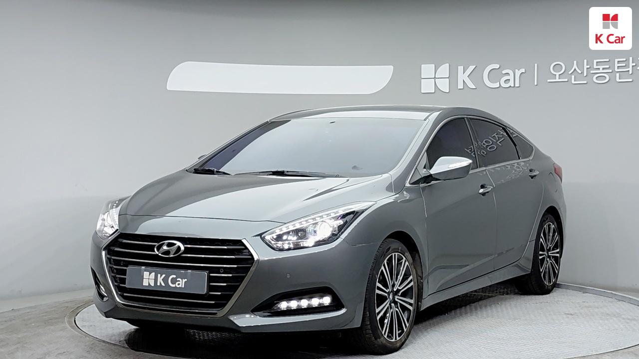 HYUNDAI The New I40 Saloon 2.0 GDI