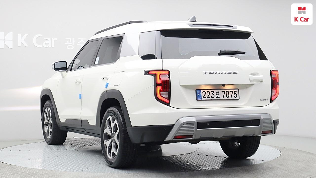 KGM 토레스 가솔린 1.5 2WD T7