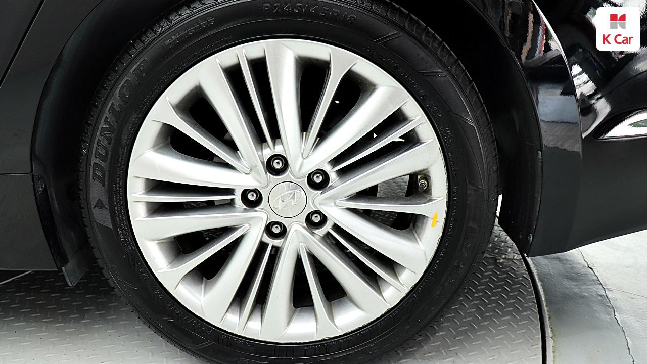 HYUNDAI Aslan G300