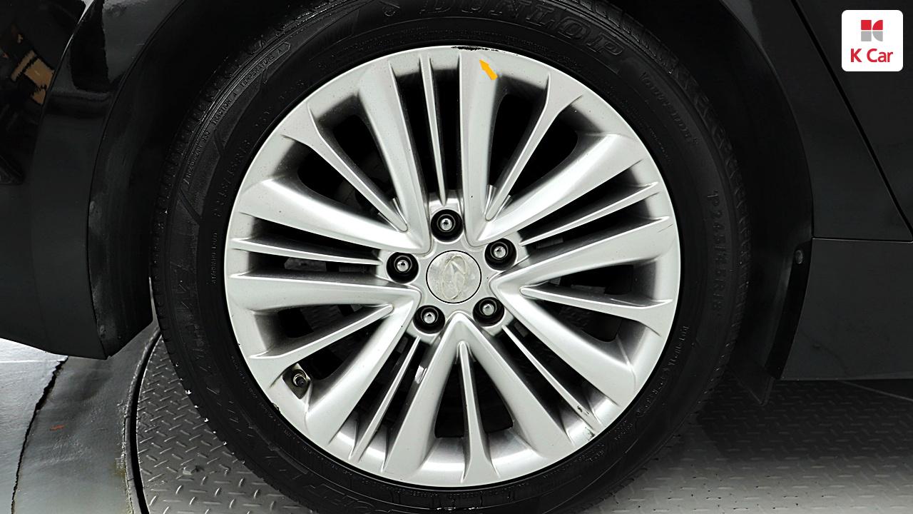 HYUNDAI Aslan G300