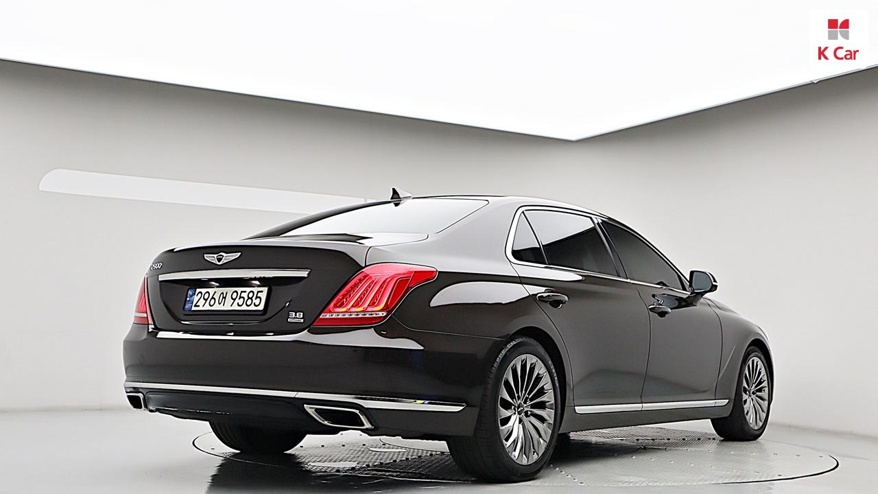 GENESIS EQ900 3.8 GDi AWD