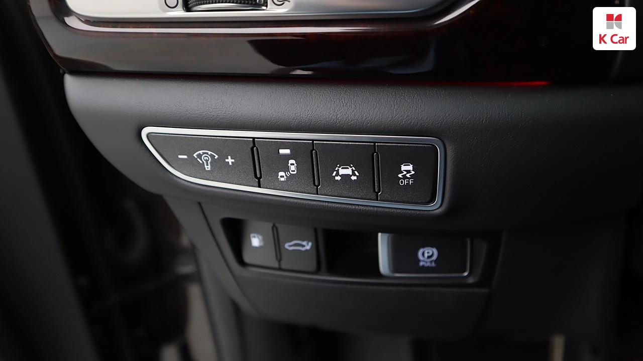 GENESIS EQ900 3.8 GDi AWD