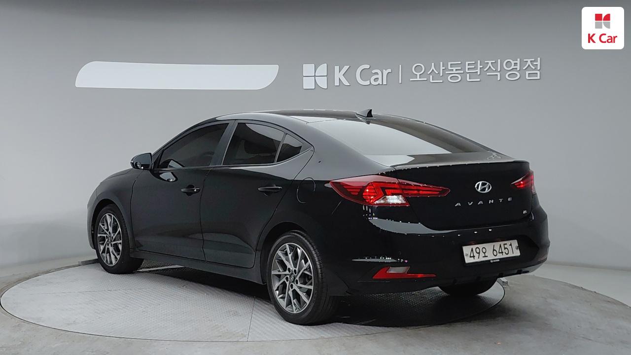 HYUNDAI The New Avante AD 1.6 Gasoline