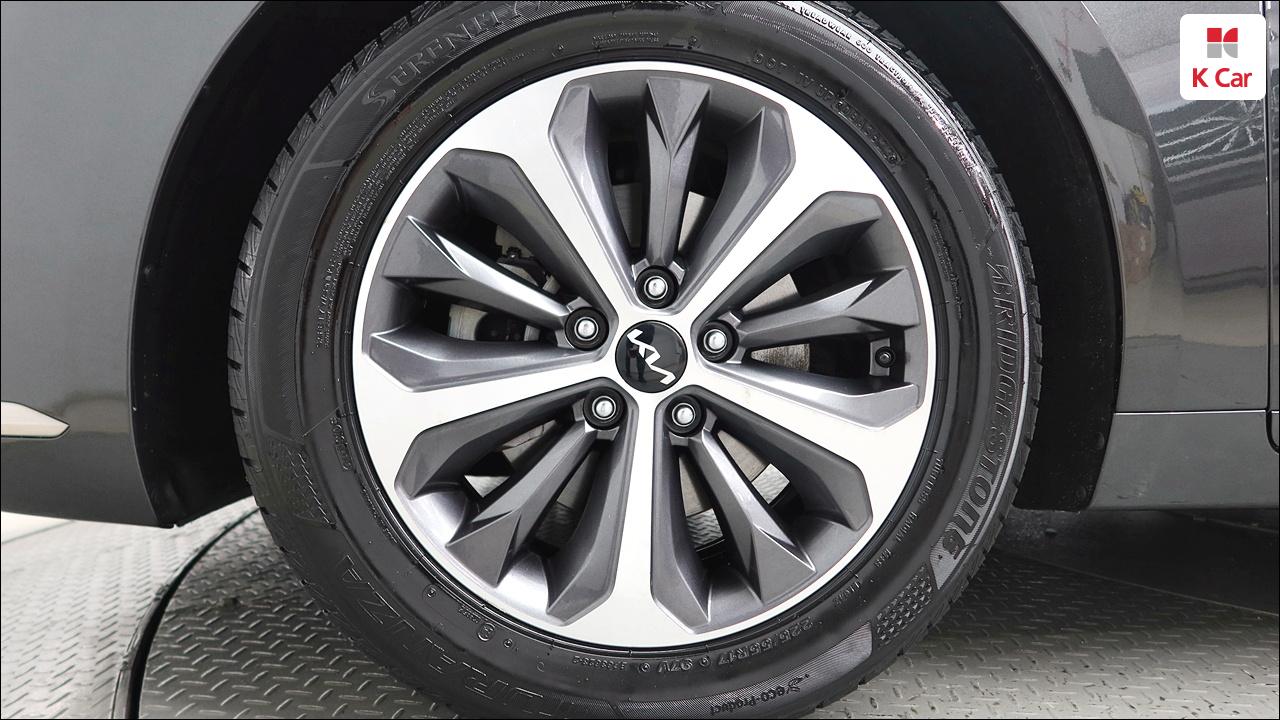 KIA K8 Hybrid HEV