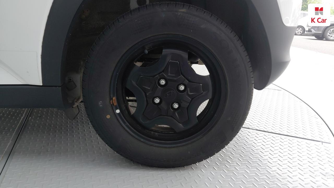 HYUNDAI CASPER Gasoline 1.0