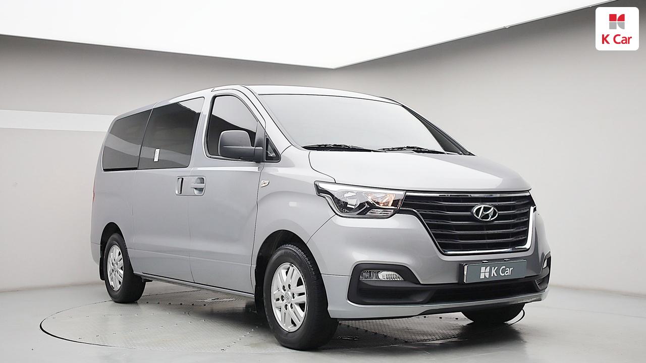 HYUNDAI The New Grand Starex 3-Seater Diesel Van