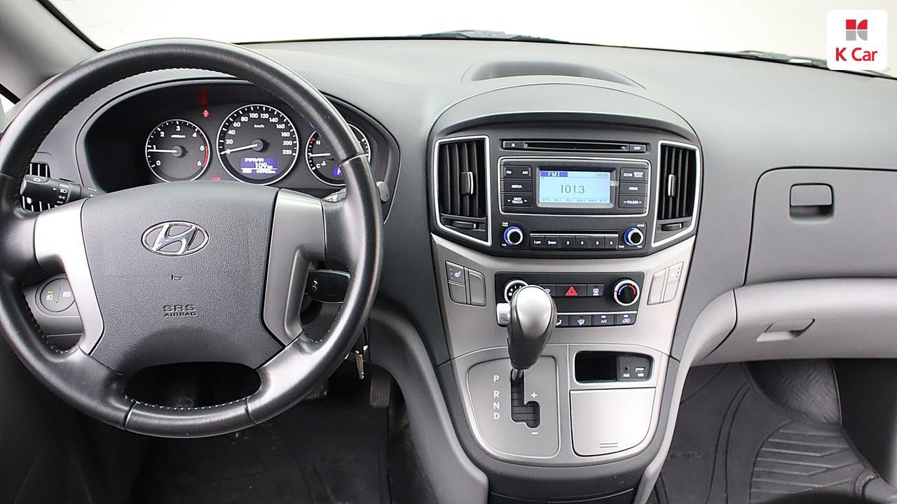 HYUNDAI The New Grand Starex 3-Seater Diesel Van