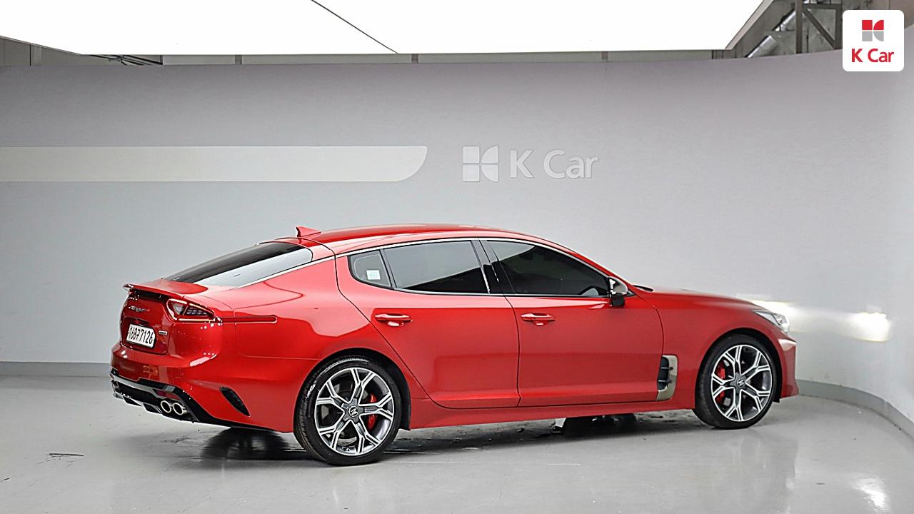 KIA Stinger 2.0 Turbo AWD