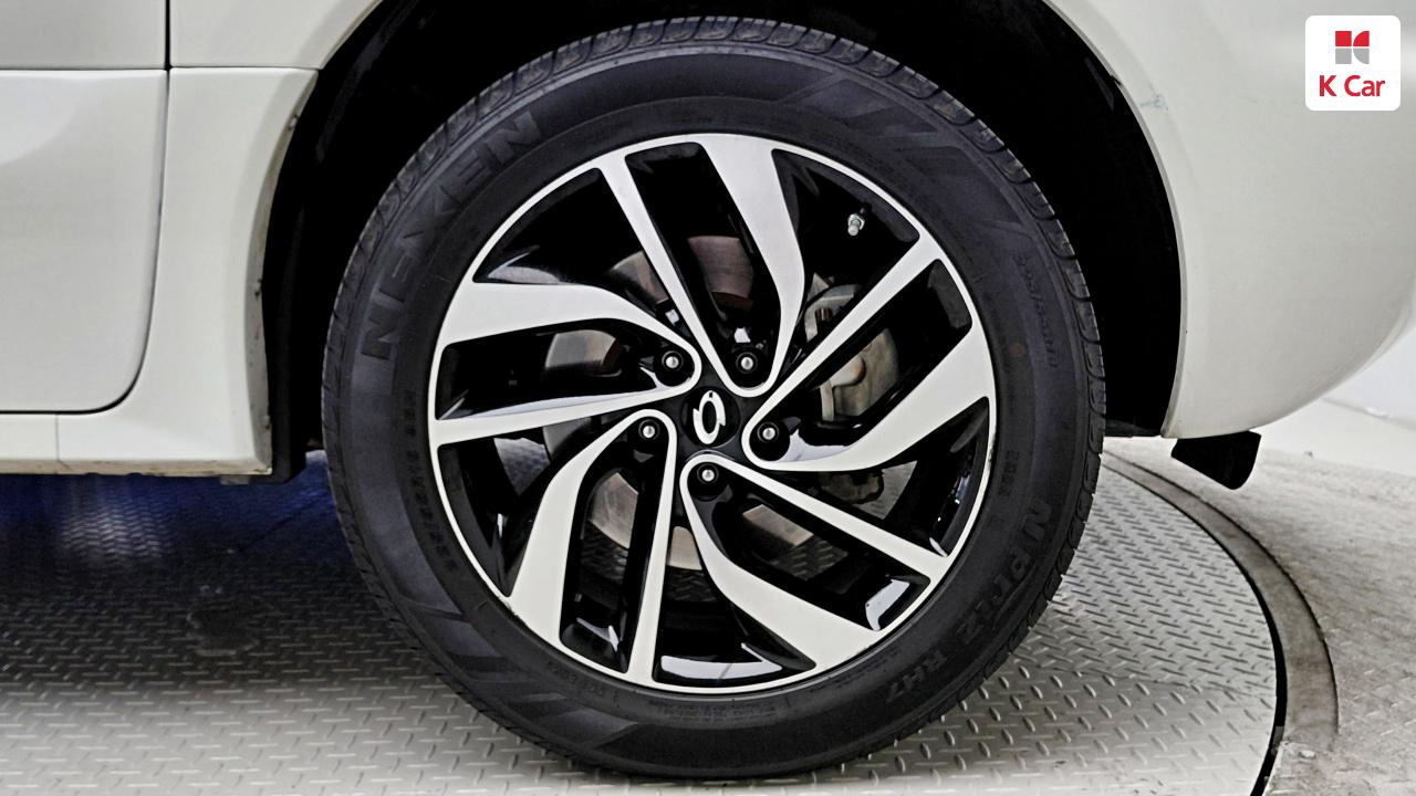 RENAULT(SAMSUNG) QM5 Neo Gasoline 2WD