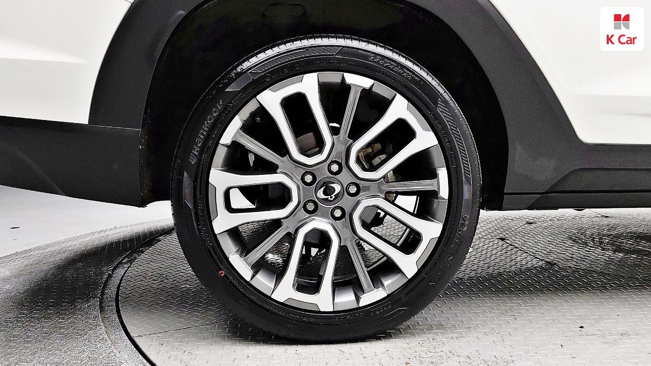 KGM 토레스 가솔린 1.5 2WD T7