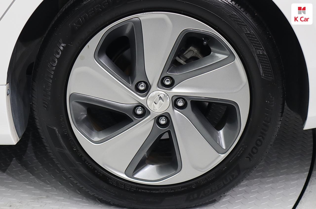Renault Korea Sonata 2016 photo 5
