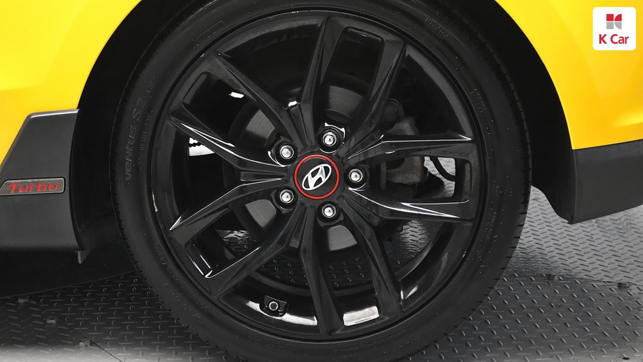 HYUNDAI Veloster (New Model) 1.6 Turbo