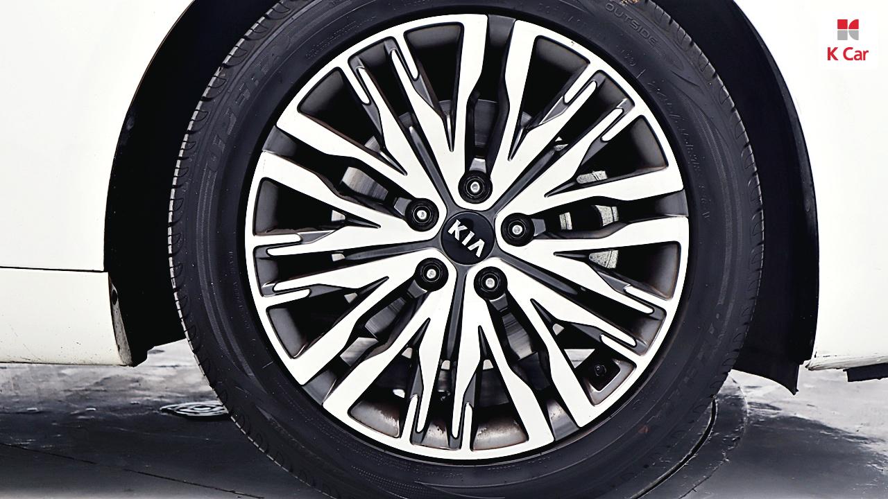 KIA K7 Premier 2.5 GDi