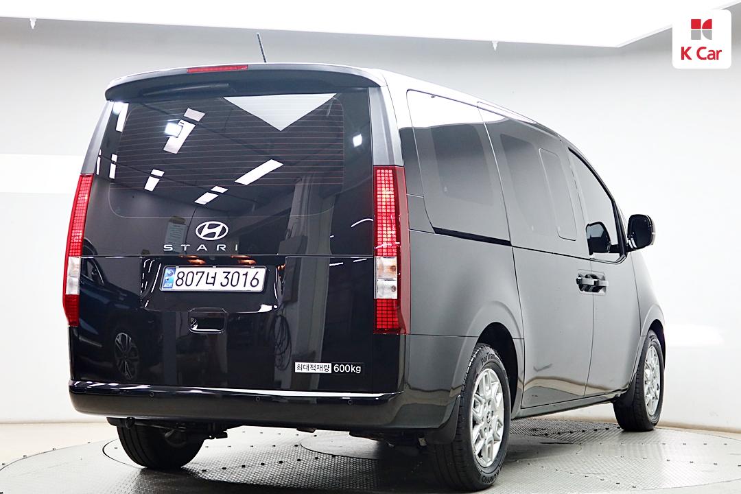 Hyundai Staria LPG 3.5 Cargo Modern 4