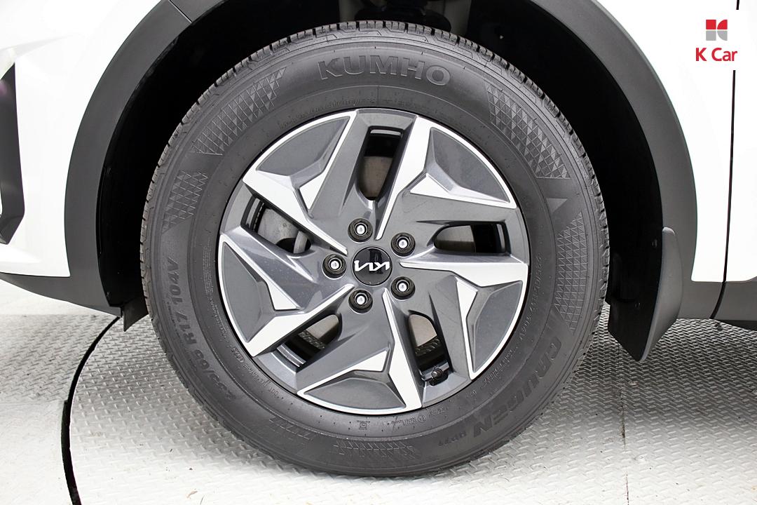 Kia Sorento Hybrid Gasoline Turbo 1.6 2WD Prestige — фото 5