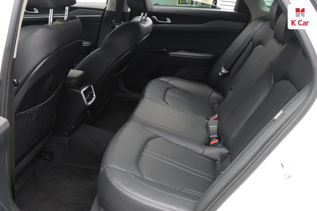 Kia K5 Gasoline 2.0 Prestige 9