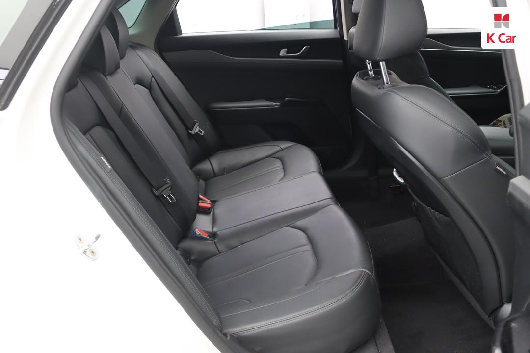 Kia K5 Gasoline 2.0 Prestige 10