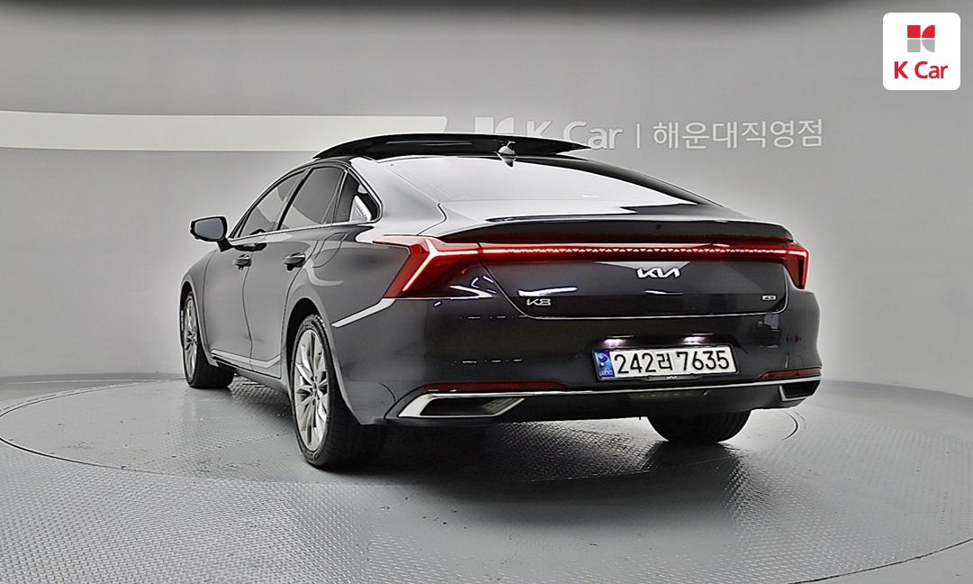 Kia K8 Gasoline 3.5 4WD Platinum 3