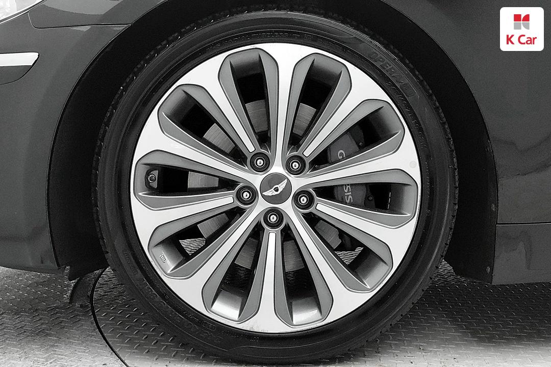 Hyundai Genesis BH330 Premium Base Type 6
