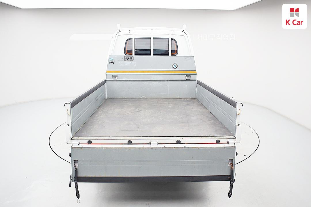 Hyundai Porter 2 LPi 2.5 Turbo Cargo Double Cab Long Wheelbase Premium — фото 5