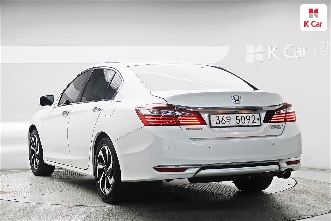 Honda Accord 2.4 3