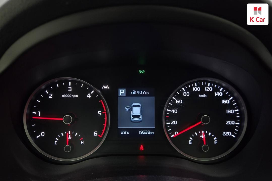 Kia Stonic 1.6 Diesel Prestige 7