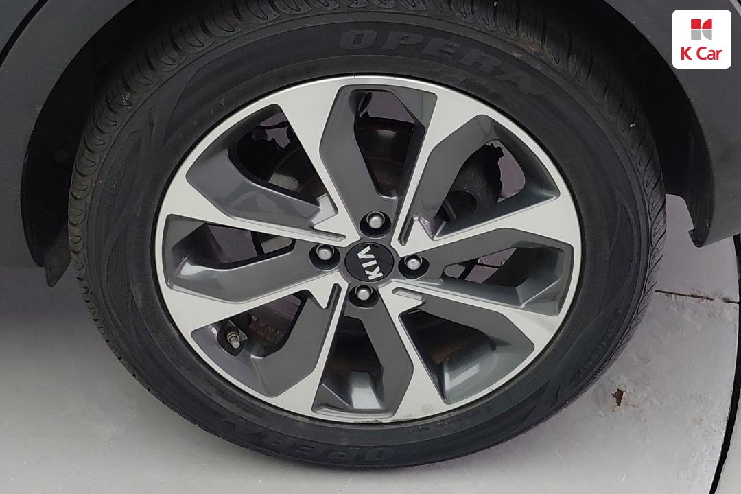 Kia Stonic 1.6 Diesel Trendy 10