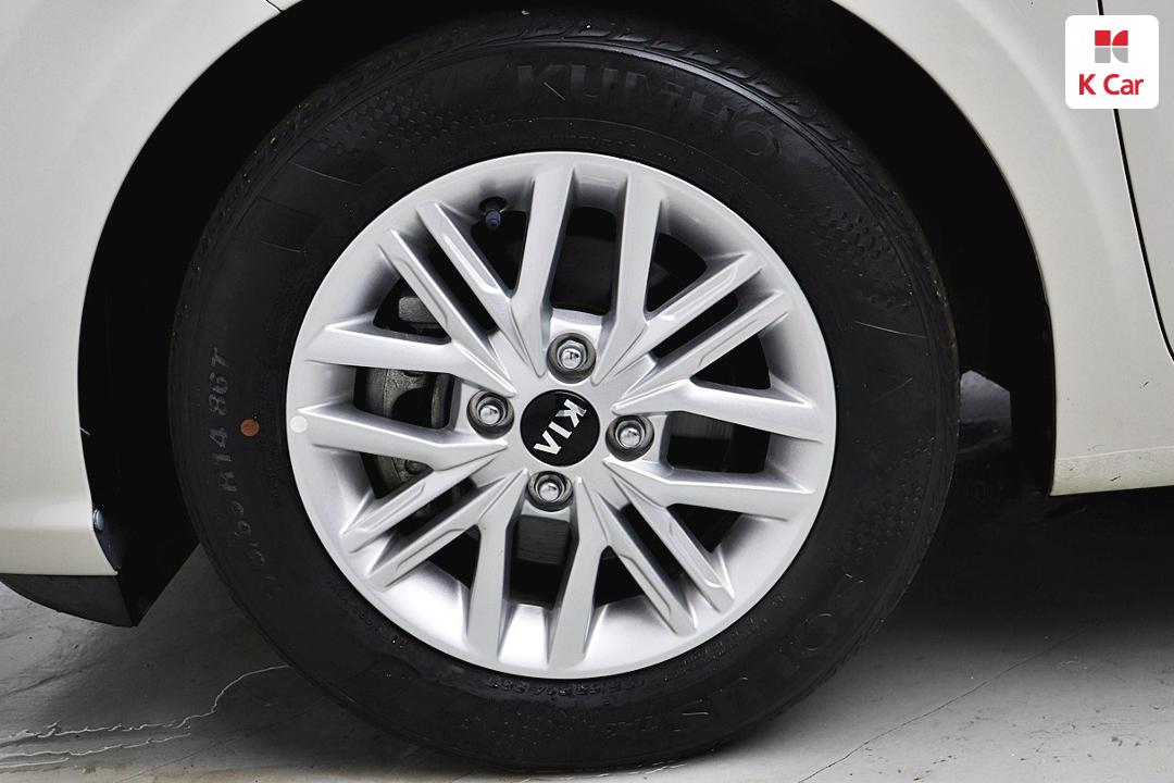 Kia Morning Urban Gasoline 1.0 Prestige — фото 5