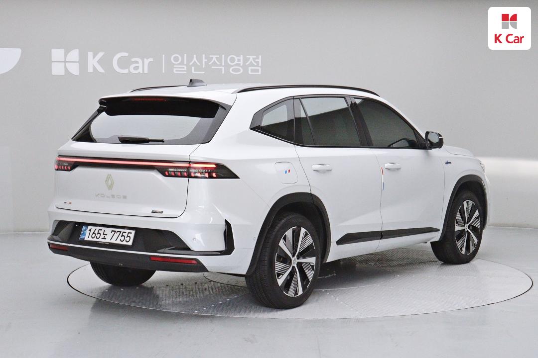 Renault Koleos Samsung Hybrid 1.5 E-TECH 2WD Iconic — фото 3