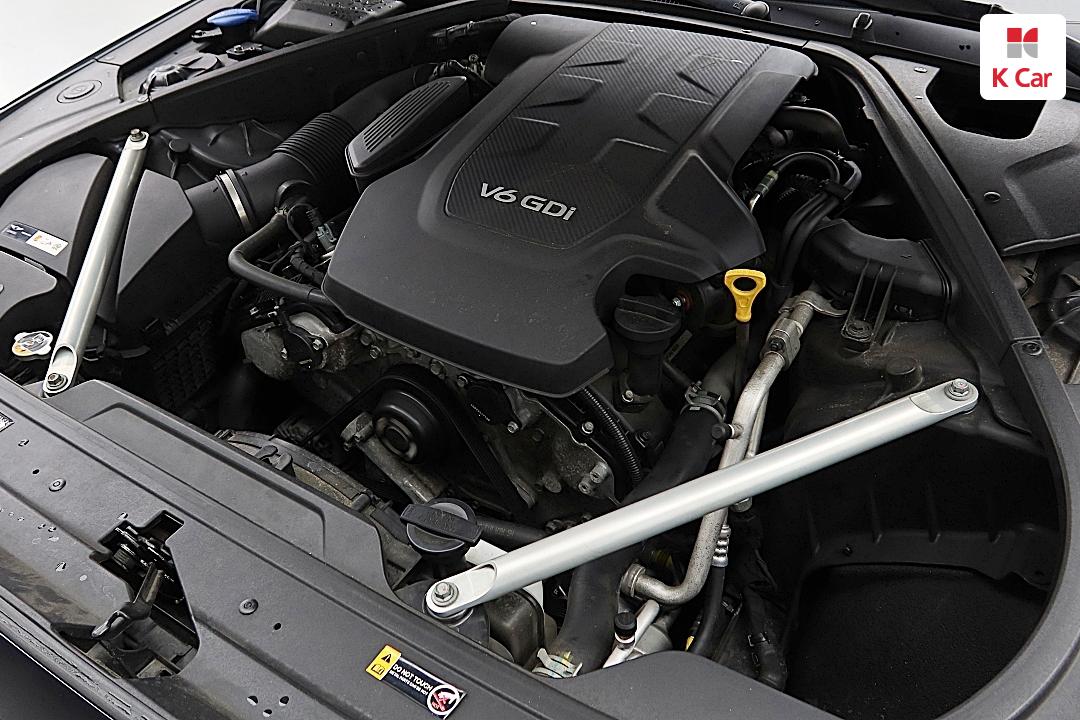 Genesis EQ900 3.8 GDI AWD Premium Luxury 10